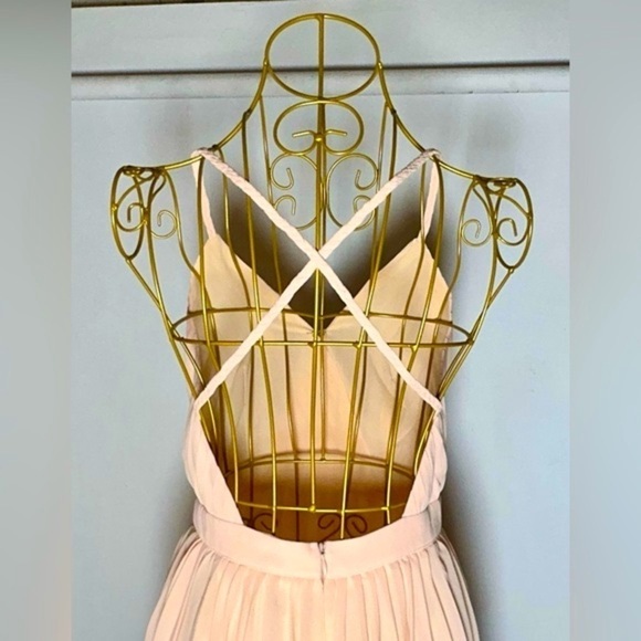 NWT Endless Rose Revolve V-Neck Pleated Mini Dress with Braided Back Straps, XS - Picture 11 of 14